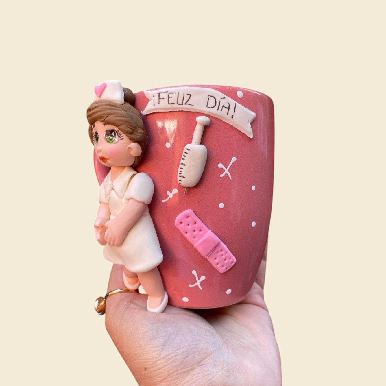 Taza enfermera de vestido