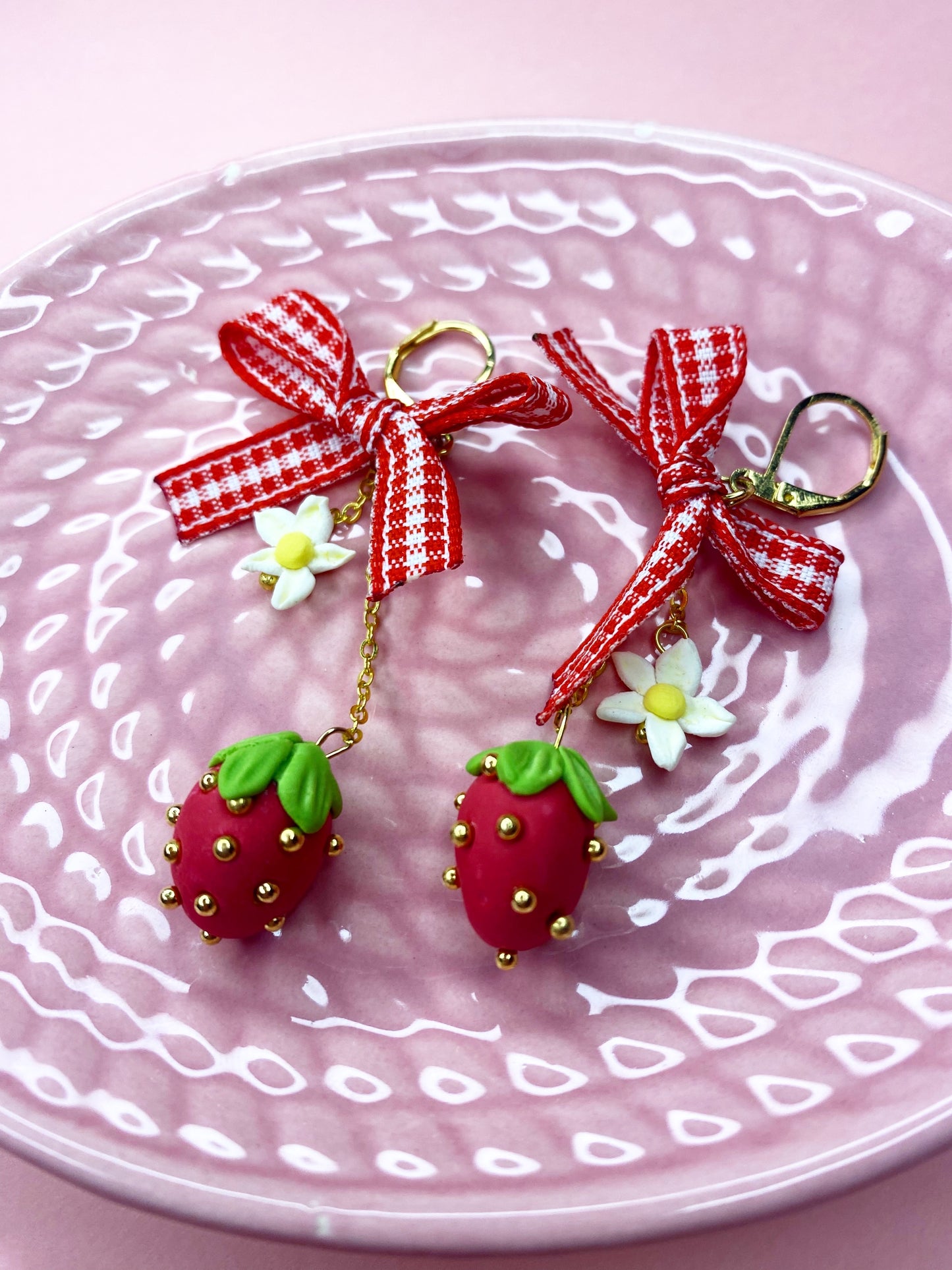 Aretes largos de fresa