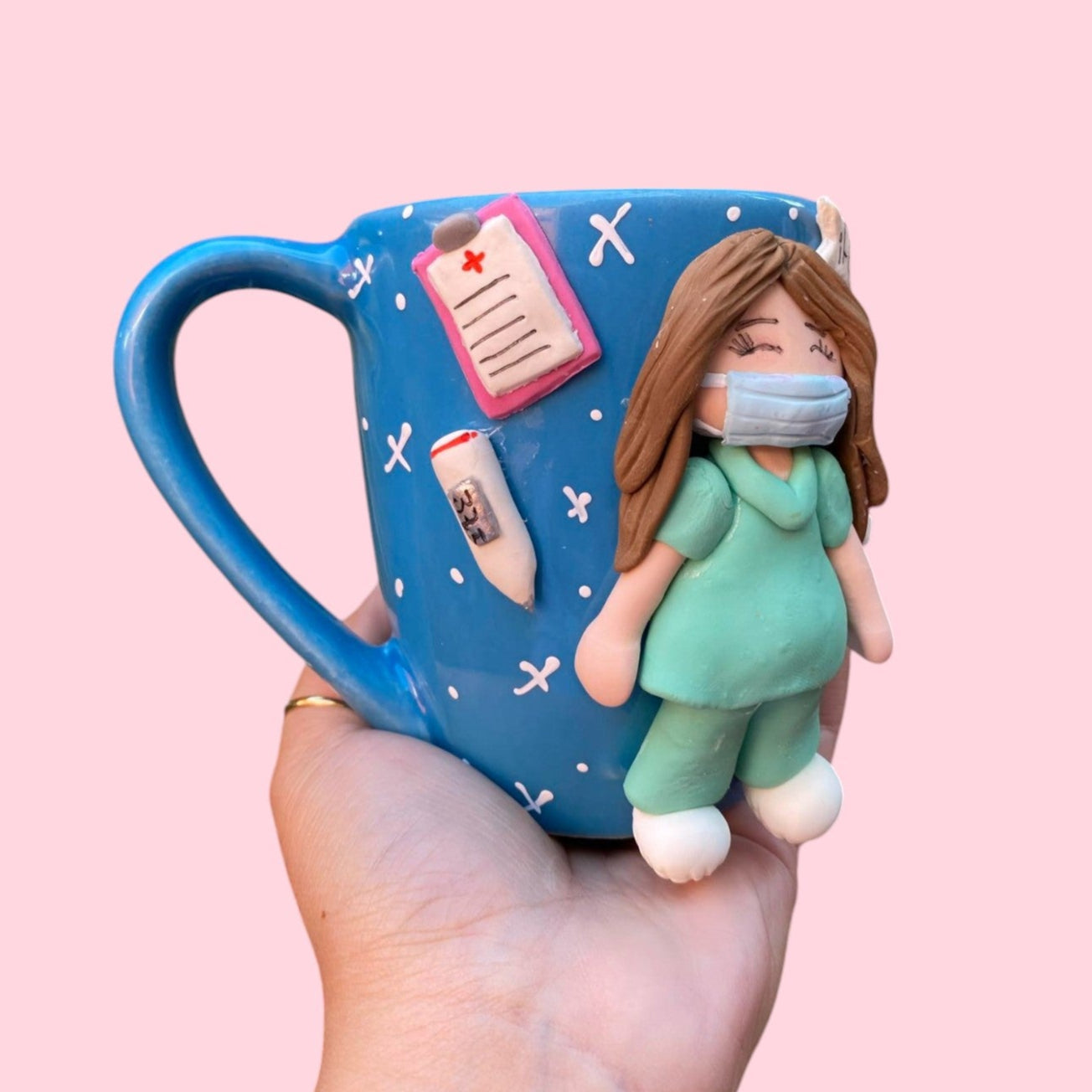 Taza enfermera de uniforme menta