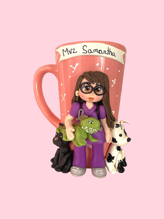 Taza larga personalizada con +2 mascotas